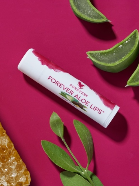 FOREVER ALOE LIPS – pomadka nawilżająca, ochronna i regenerująca