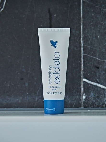 FOREVER SMOOTHING EXFOLIATOR – peeling wygładzający